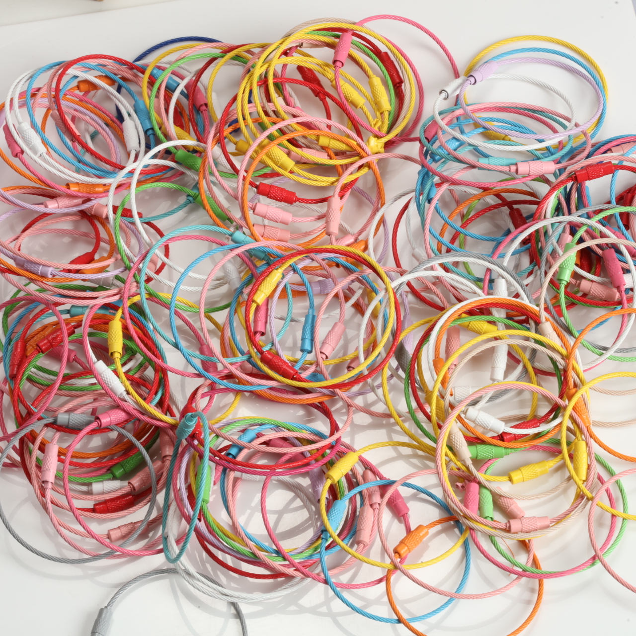 Multicolor Paint Coated Steel  - Sewing Art avis et prix